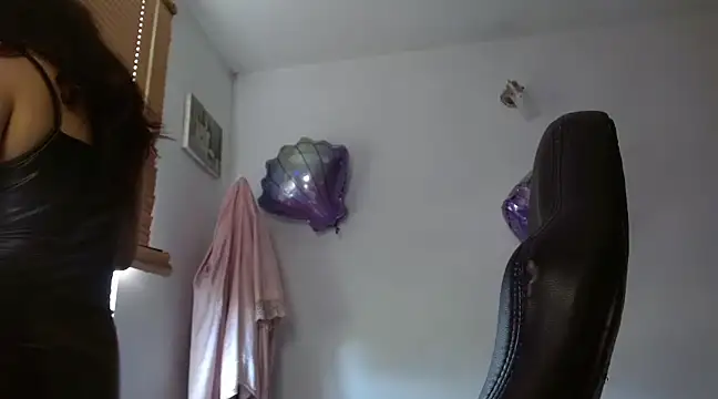 angelasmith15 online show from January 2025 04:16:02 PM