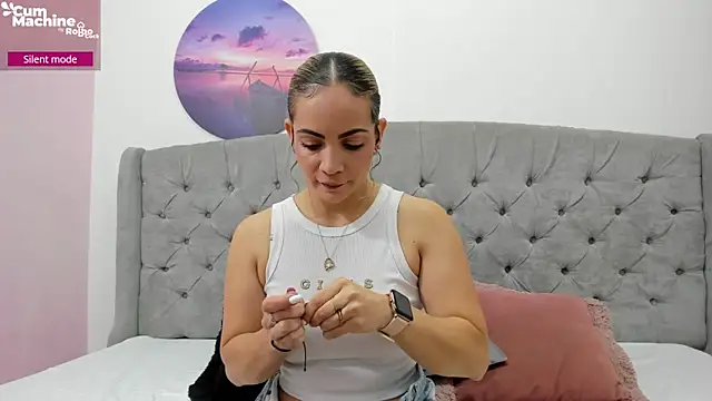 Valesskahall online show from November 2025 12:02:02 PM