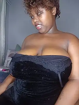 Snapshot of Dark_Berry_26 chatting on July 2026 08:33:02 PM Dark Berry 26 online show from July 2026 08:33:02 PM