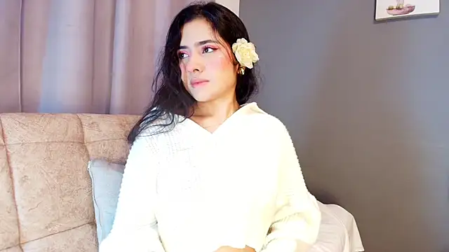 adara johnson   online show from September 2025 11:45:01 AM