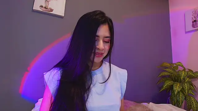 Snapshot of adara_johnson__ chatting on May 2026 11:50:02 AM adara johnson online show from May 2026 11:50:02 AM