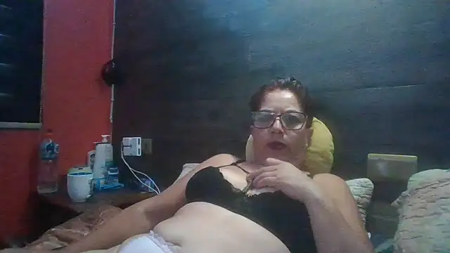 TRISH MILF online show from December 2024 09:44:02 AM