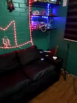 TRISH MILF online show from February 2025 01:24:02 AM