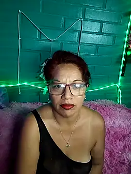 TRISH MILF online show from February 2025 01:08:01 AM