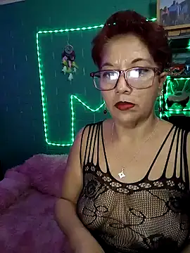 TRISH MILF online show from February 2025 12:27:02 AM