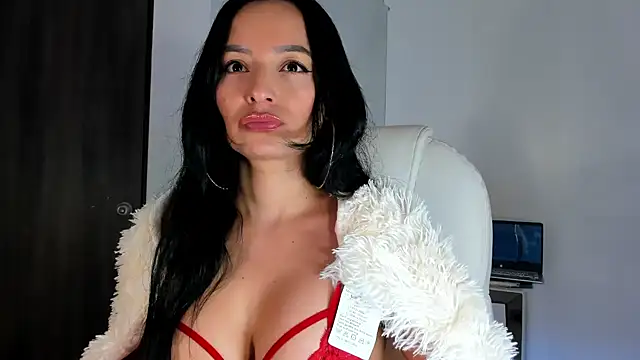 Snapshot of alexa_tobar chatting on July 2026 09:39:02 PM alexa tobar online show from July 2026 09:39:02 PM