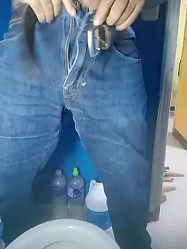 friendsloversex online show from October 2025 08:20:01 PM