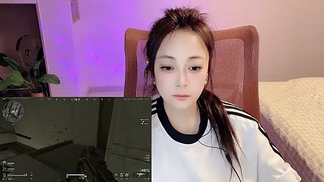 Daisy-77 online show from March 2026 02:02:01 PM