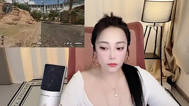 Snapshot of Daisy-77 chatting on June 2026 01:24:01 PM Daisy-77 online show from June 2026 01:24:01 PM