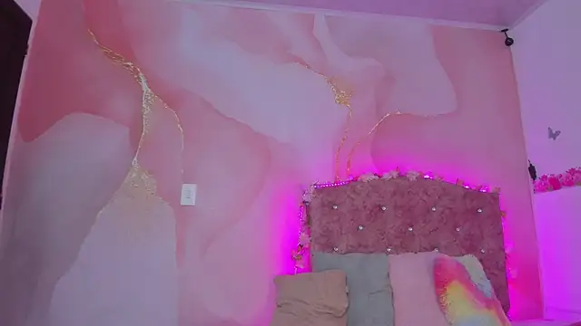 Daisy  rose online show from January 2025 03:08:02 AM