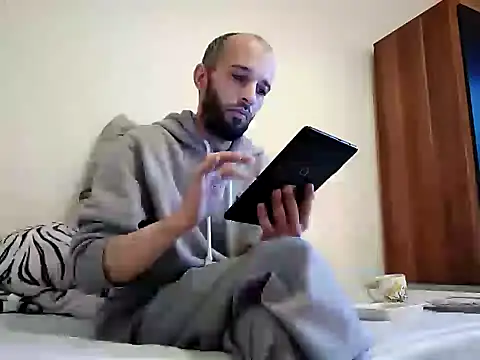 Yasha3465 online show from December 2024 09:51:01 AM