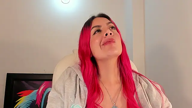 Snapshot of AZULAEVANSS chatting on January 2025 02:51:02 AM AZULAEVANSS online show from January 2025 02:51:02 AM