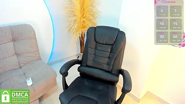 Ada Monroe10 online show from September 2025 01:24:02 PM