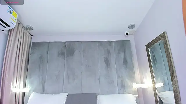 tifanyhills  online show from February 2026 08:14:02 PM