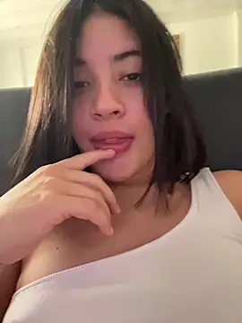 RileySkye online show from May 2026 06:13:01 PM