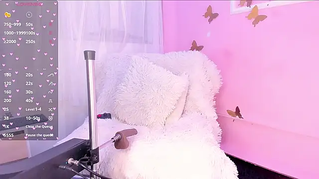 Snapshot of Alba_Olimpo chatting on February 2025 04:05:01 AM Alba Olimpo online show from February 2025 04:05:01 AM