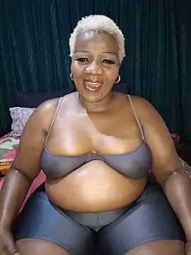 Snapshot of dirasweetlipsxx chatting on July 2026 07:16:01 PM dirasweetlipsxx online show from July 2026 07:16:01 PM