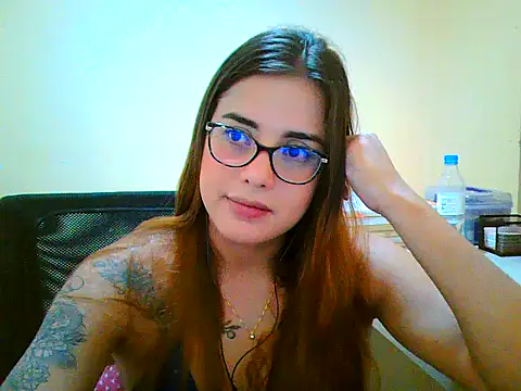 maliamiller online show from February 2026 07:59:02 AM