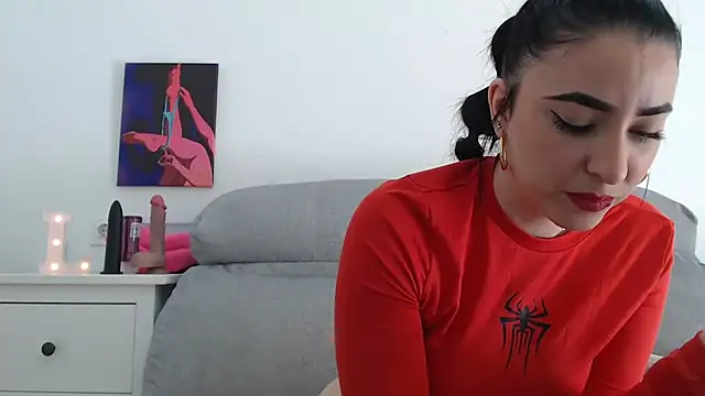 leilacam25 online show from November 2025 01:55:02 PM