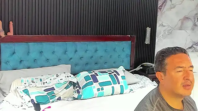 Sam and molly  online show from October 2025 08:06:02 PM