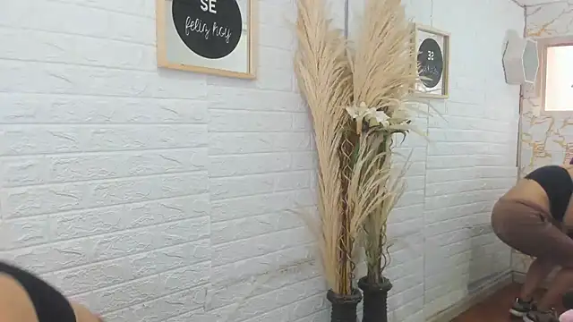 Aisha 09 online show from January 2025 02:46:01 PM