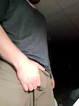 Thatdude32213 online show from March 2026 10:05:01 PM