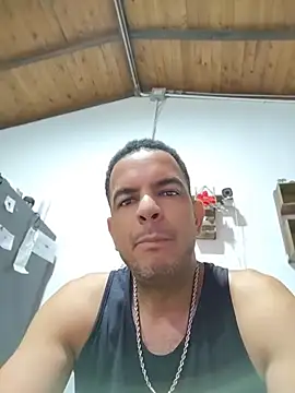 Snapshot of latinmartin73 chatting on June 2026 04:47:01 AM latinmartin73 online show from June 2026 04:47:01 AM