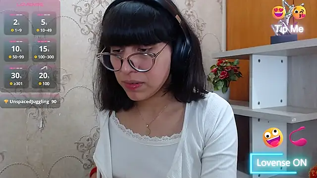 Snapshot of Nataly_Cloud chatting on December 2024 03:44:01 PM Nataly Cloud online show from December 2024 03:44:01 PM