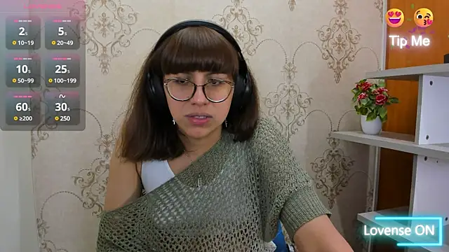 Snapshot of Nataly_Cloud chatting on February 2025 12:48:02 PM Nataly Cloud online show from February 2025 12:48:02 PM