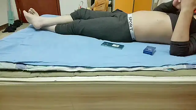 huzi518 online show from October 2025 02:16:01 PM