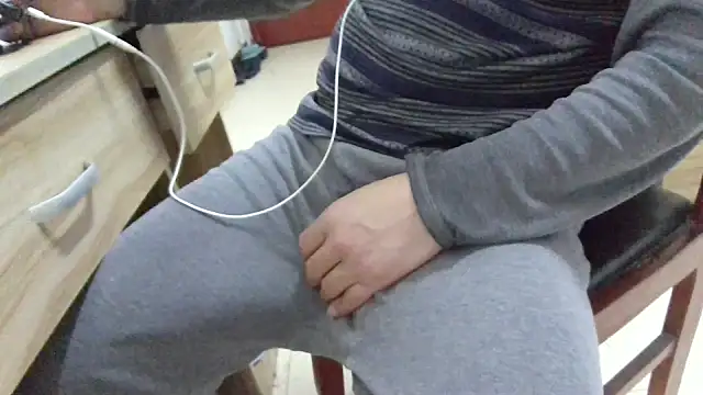 huzi518 online show from March 2026 06:41:01 AM