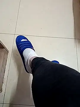 huzi518 online show from April 2026 09:13:01 AM