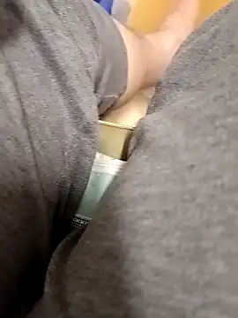 huzi518 online show from April 2026 12:22:02 PM