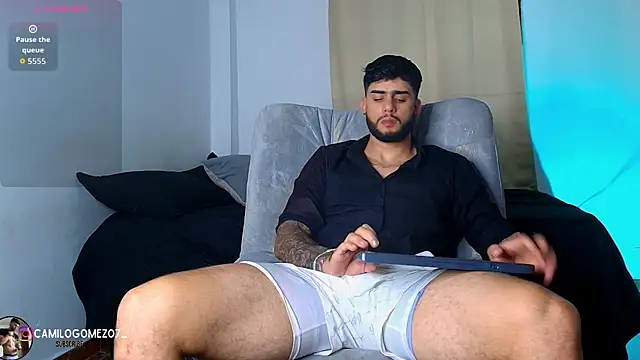 Snapshot of Colt_Perci chatting on May 2026 09:02:02 PM Colt Perci online show from May 2026 09:02:02 PM