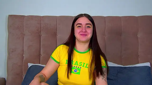 ChristinaMilton online show from February 2026 06:40:02 AM