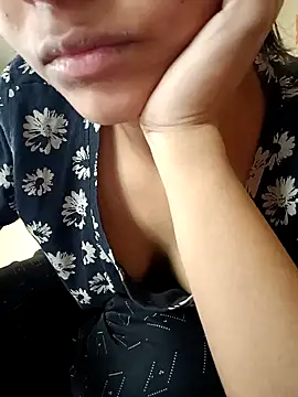 Snapshot of Sanaya_7 chatting on December 2024 05:17:01 AM Sanaya 7 online show from December 2024 05:17:01 AM