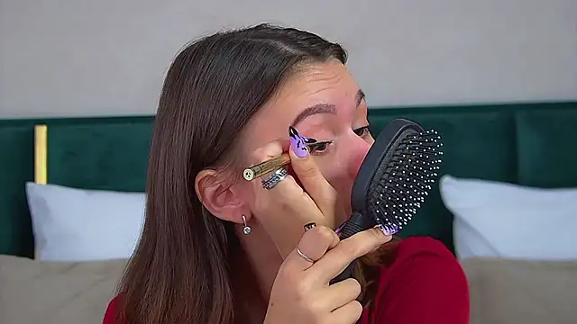 PollyLanders online show from November 2025 06:25:02 AM