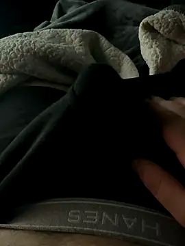 jrizz215 online show from November 2025 09:47:01 PM