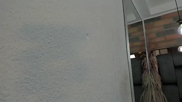 JESSYCORTES online show from November 2025 02:29:02 PM