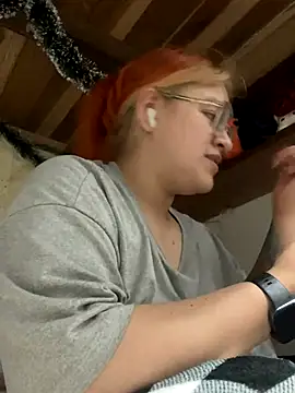 SophiaWeestt99 online show from December 2025 03:46:02 AM