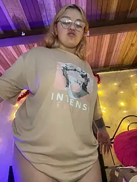 SophiaWeestt99 online show from March 2026 07:15:01 AM