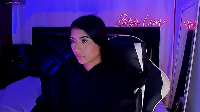 Snapshot of ZaraLim chatting on November 2025 02:17:02 AM ZaraLim online show from November 2025 02:17:02 AM