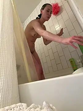 M1ssyk1ssy online show from April 2026 10:37:02 PM