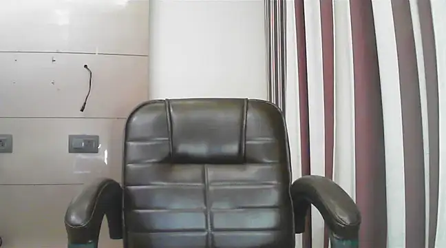 Snapshot of collage_hoty chatting on March 2025 07:34:01 PM collage hoty online show from March 2025 07:34:01 PM