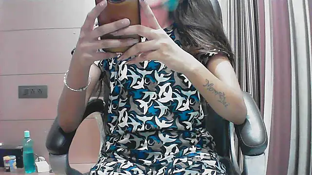 Snapshot of collage_hoty chatting on September 2025 04:52:02 PM collage hoty online show from September 2025 04:52:02 PM