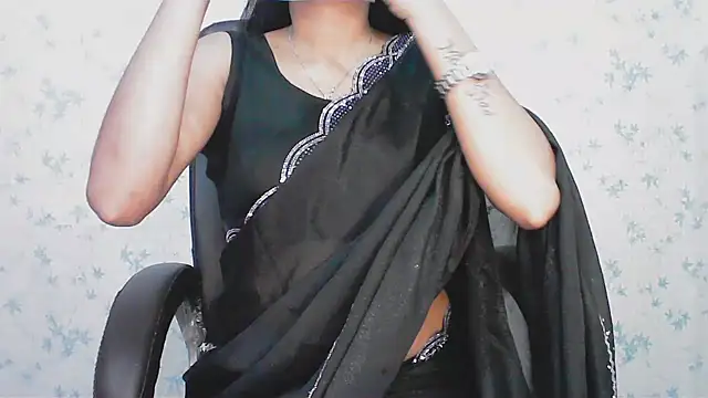 collage hoty online show from February 2026 03:00:02 AM