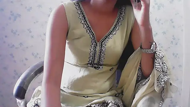 Snapshot of collage_hoty chatting on April 2026 03:02:01 AM collage hoty online show from April 2026 03:02:01 AM
