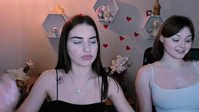 nikole kitt online show from March 2025 01:43:01 AM