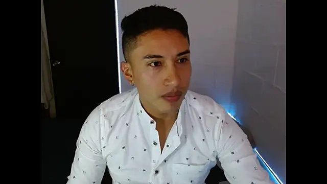 Davixx258 online show from February 2025 08:41:01 PM