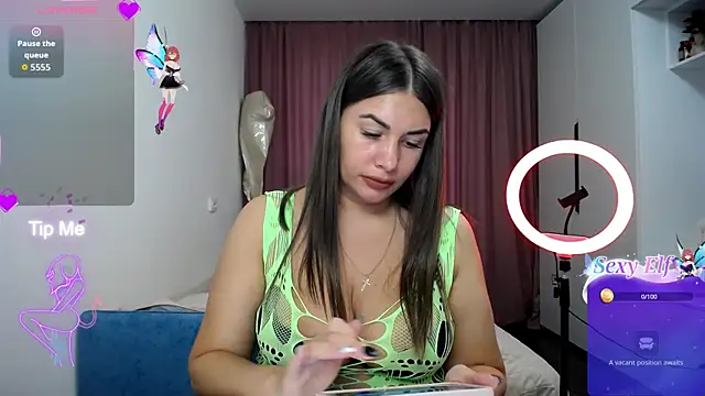 LinaSparks online show from March 2026 01:55:02 PM